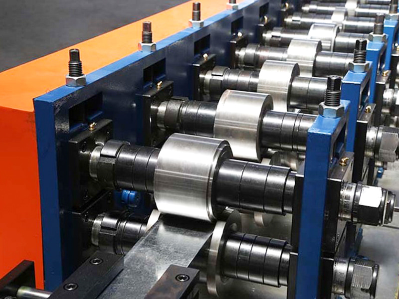 Mesin Steel Stud dan Track Roll Forming